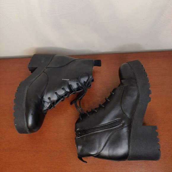 Wild Diva Women's Chunky Y2K Combat Boots Block Hill Size 6 Black Zipper. 3e - Picture 4 of 6